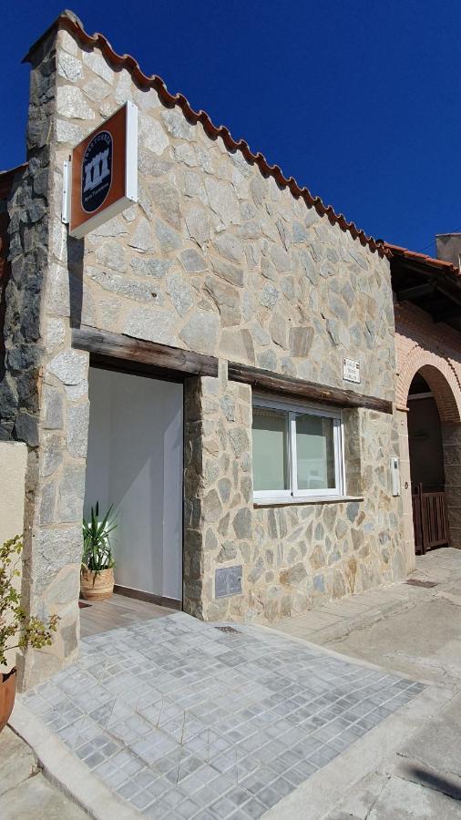 Tres Torres Apartamento Turistico Almoharin Esterno foto